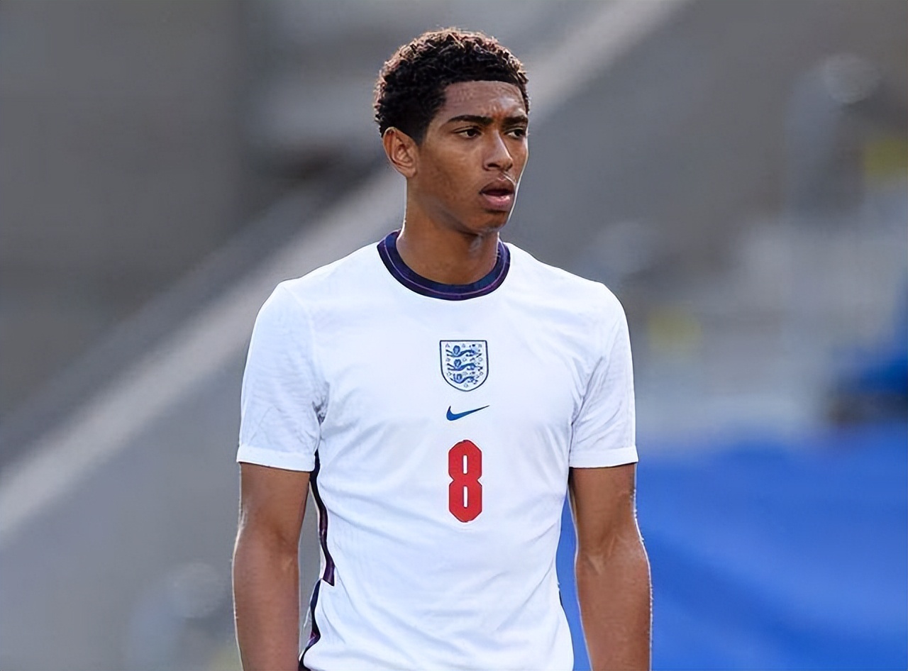 罗马诺：曼联联系了鲁本·内维斯的经纪人，但没开启实质谈判（罗马诺：曼联已接触鲁本·内维斯经纪人，尚未展开实质谈判）