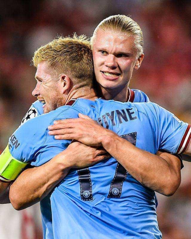 他这次传球完全是大师级别