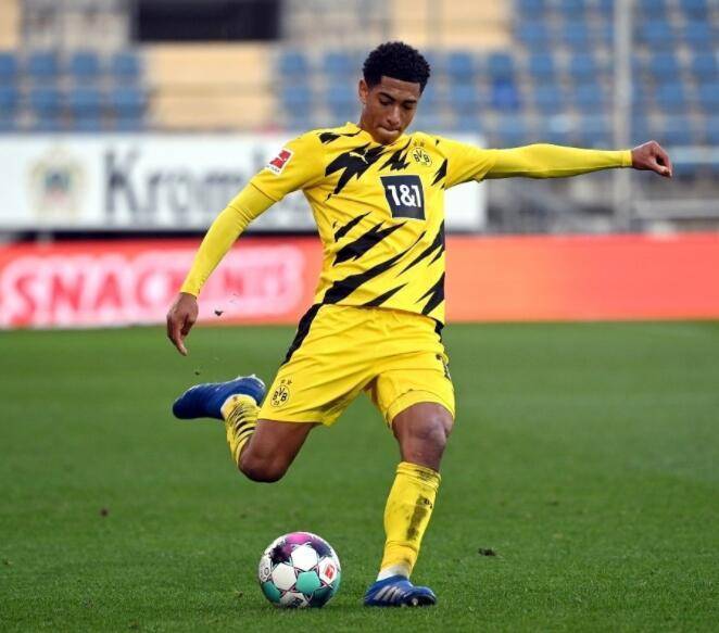 德乙战报：斯坦奇替补制胜，艾禾斯堡1-0杜塞尔多夫（德乙速递：斯坦奇替补绝杀，艾禾斯堡1比0力克杜塞尔多夫）