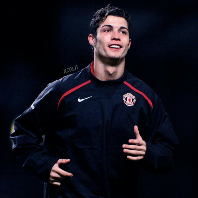 马卡：当皇马进攻受阻或传递缺乏深度时，阿隆索总是需要罗德里戈（马卡：每当皇马进攻受限或传球缺少纵深，阿隆索总会依赖罗德里戈）