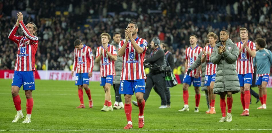 Shams：雄鹿愿与字母哥探讨留队或交易可能性，尼克斯不再是首选下家