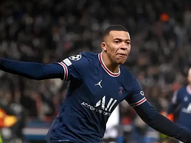 法尔克：如果拜仁不买断雅克松，弗兰库利诺-朱将是替代人选（法尔克：拜仁若不买断雅克松，弗兰库利诺-朱将成替代人选）