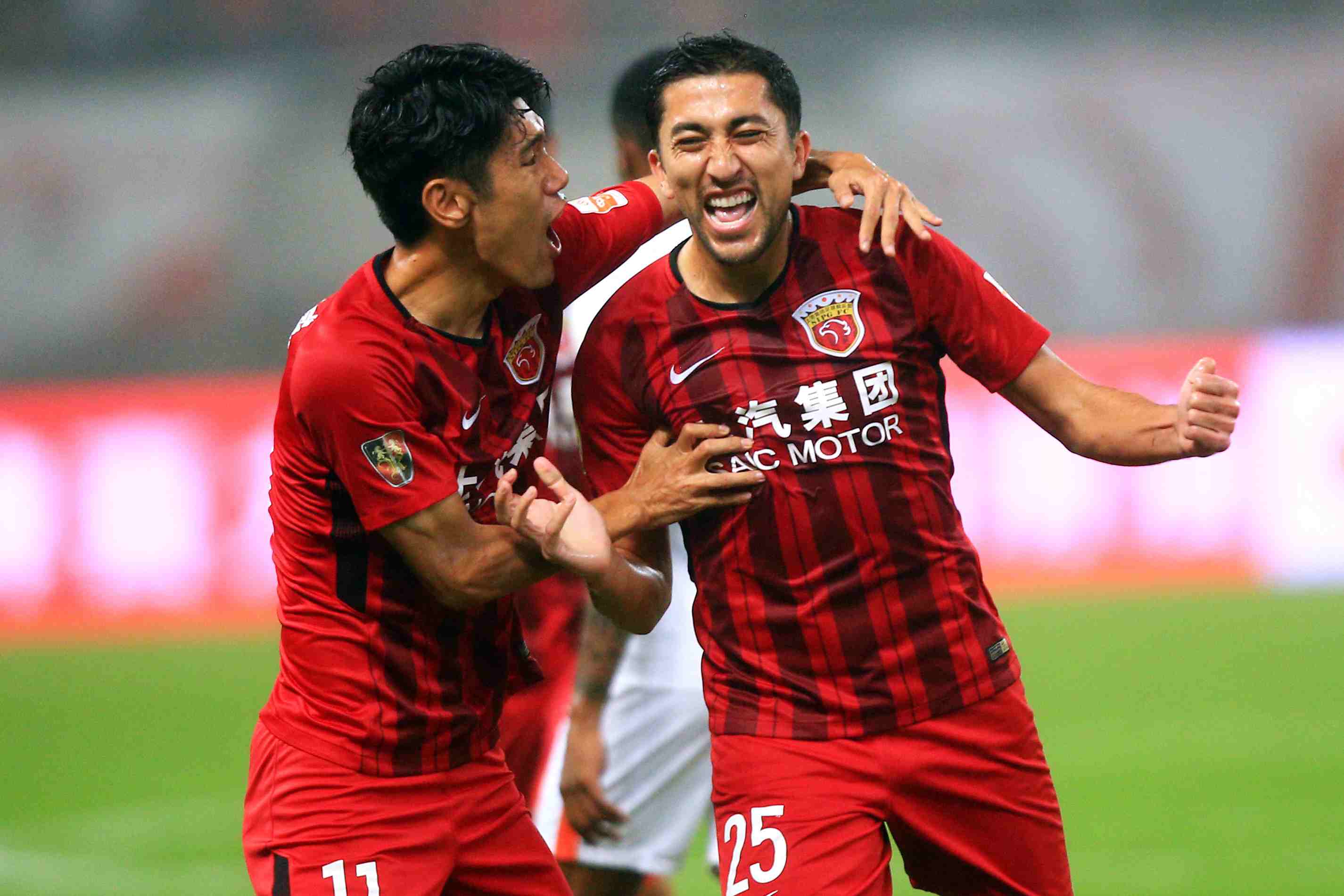 队报专栏：登贝莱，一个无私男人成为法国年度英雄的故事（队报专栏：登贝莱，一位无私者的法国年度英雄之路）