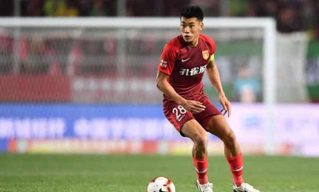 第21圈，诺里斯连过安东内利、塞恩斯、斯特罗尔、劳森，直接上到第4。