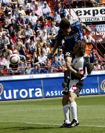 世界杯三个东道主小组赛场地公布：美国队在洛杉矶和西雅图