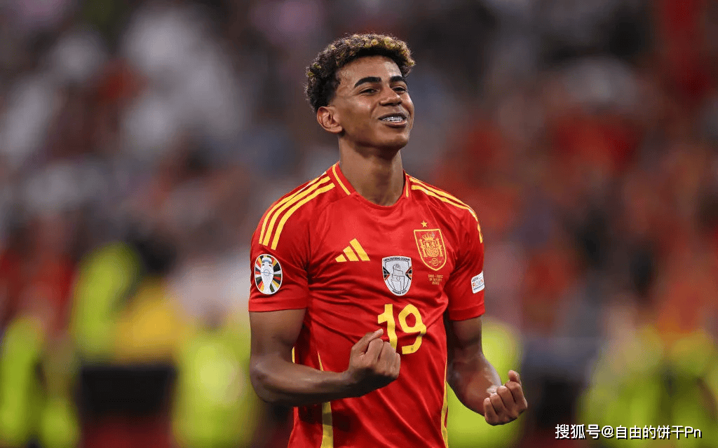 二象性，海港去年进96球刷中超纪录，今年丢44球刷冠军队纪录